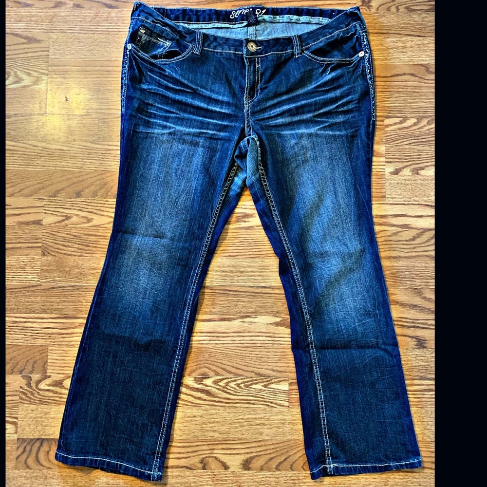 Amethyst Series 31 Jeans NWOT